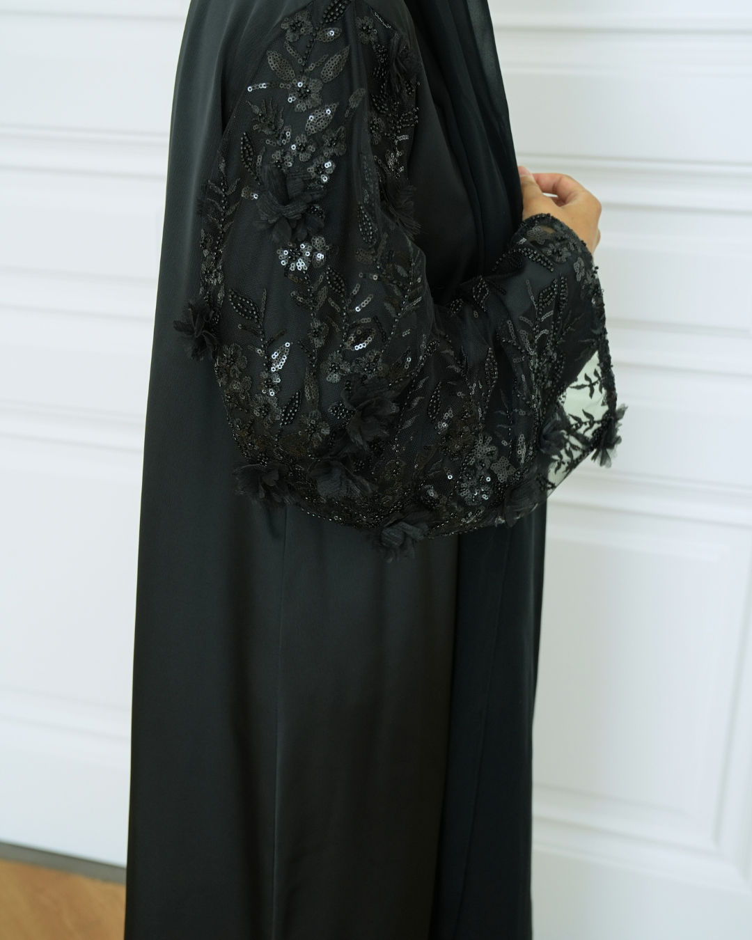 Black lace sleeve
