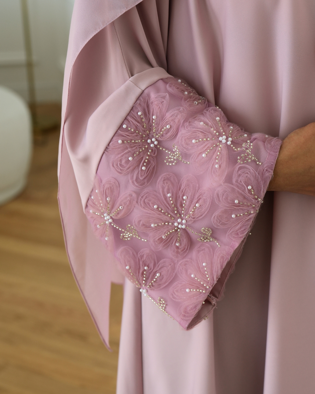 Pink lace sleeve