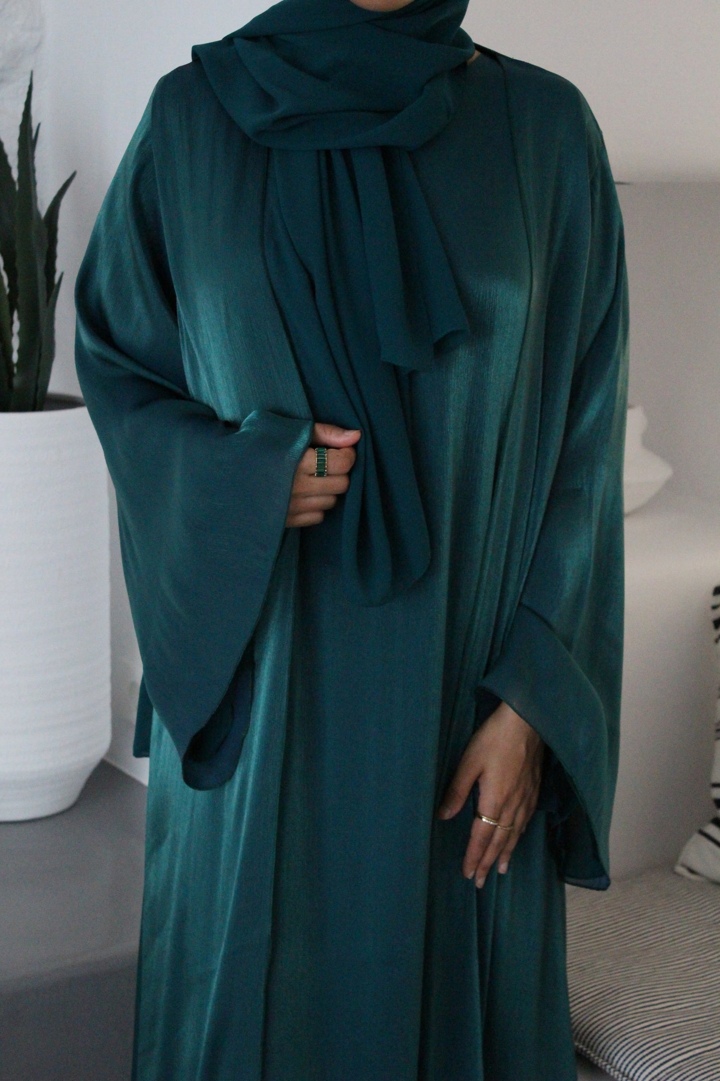 LUXE DRESS ABAYA SET - TEAL