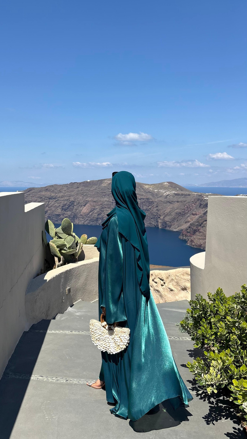 The Modest Holiday Packing List: 7 Outfits for a Summer Trip