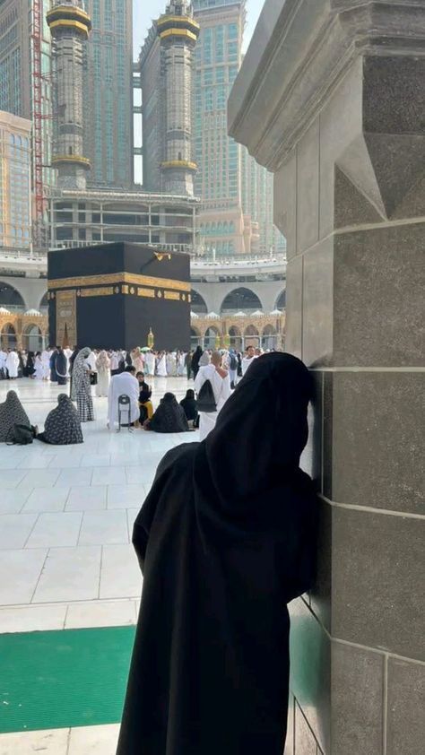 What to Wear for Umrah: A Complete Modest Packing & Outfit Guide for Women